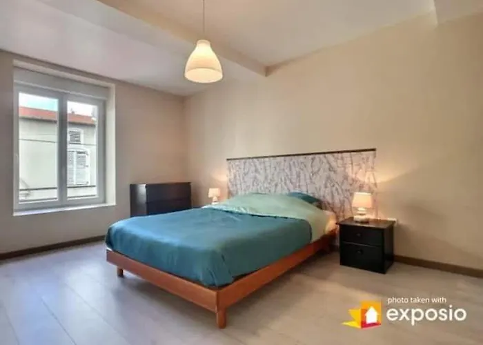 Maison De Avec Petite Cour *